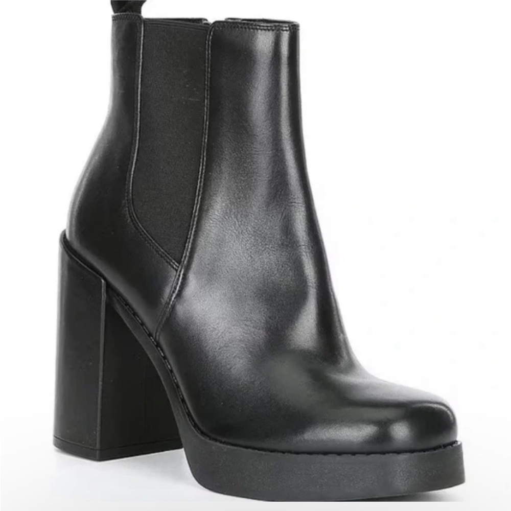 Gianni Bini platform boots new in film